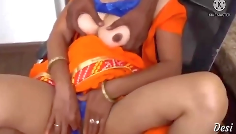 Desi Indian Wife Ko Pati Ke Boss Ne Office Me Bula Ke Choda