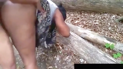 Big Booty Enjoys Quick Outdoor Sex With Tamil Aunty
