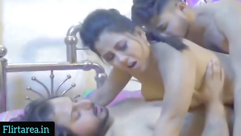 Sage Bete Ne Mami Ko Ghodi Banakar Chod Diya