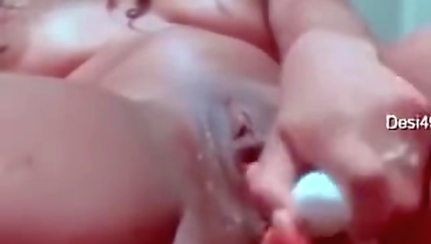 Desi Girl Masturbating