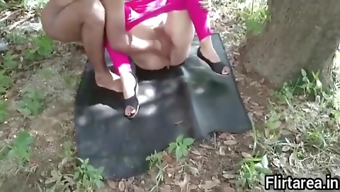 Behan Ke Sath Jungle Me Chudayi-risky Public Outdoor Sex