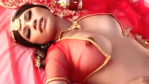 Indian Bhabhi Uncensored Sex Scene In Bollywood Movie Leaked!