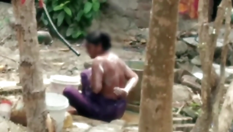 Indian Is Taking A Bath And Show Boobs And Big Ass
