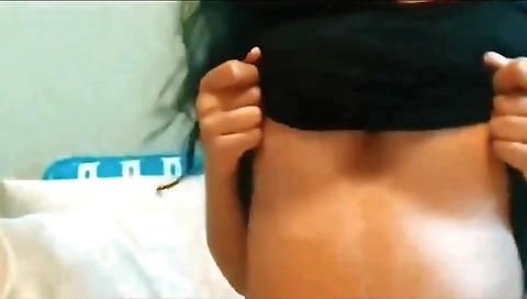 Im Alisha, Sexy Blond Indian Body Exposure