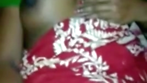 Bengali Housewife Exposed Nude By Her Pervert Husband