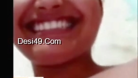 Beautiful Desi Girl Showing On Videocall