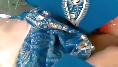 Xxx Indian Porn Video Of Sexy Kashmiri Wife Fucking Outdoors