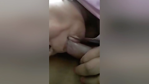 Exclusive- Desi Bhabhi Blowjob 1