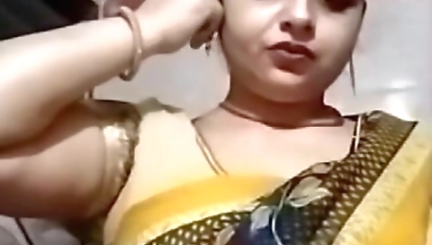 Desi Sexy Step mom Showing Boob Pussy N Ass