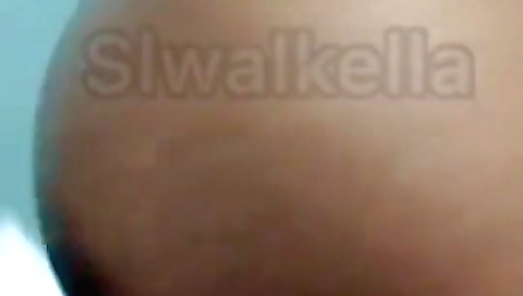 Sri Lanakan Girl Squirt කොහොමද චු පාර.. මොල වැඩි කමට ගියේ (used Toys) - Sri Lankan
