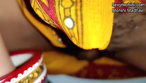 Indian Hot Sexy Bhabi Fucking In Hotel With Hindi Audio