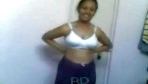 Naughty Amateur Girlfriend Strips And Exposes Naked Hot Body