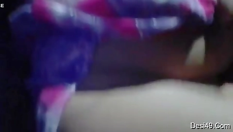 Today Exclusive- Sexy Boudi Showing Her Boobs And Pussy