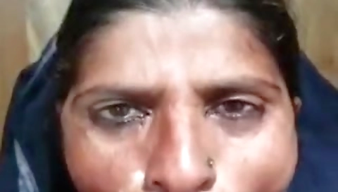 Lady Beggar Sucking Dick Of A Horny Customer At His Home