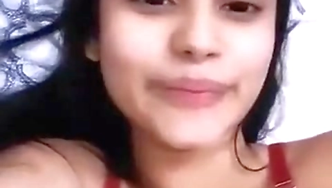 Cute Sexy College Girl Showing Her Nude Body