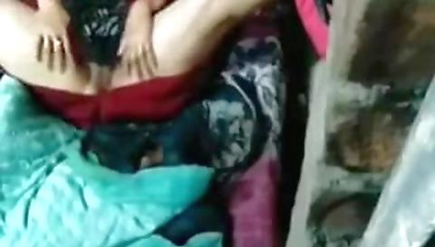 Village Aunty Pussy Captured On Cam Secretly