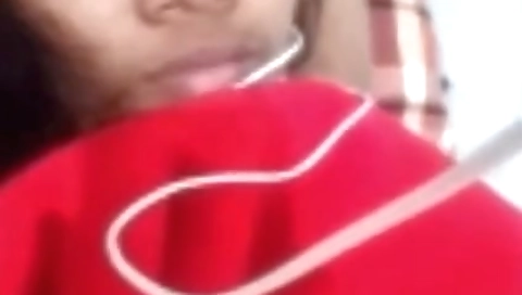 Today Exclusive- Cute Lankan Girl Showing Her Boobs 1