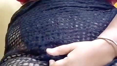 Exclusive- Big Boob Desi Bhabhi Play With Her Boobs