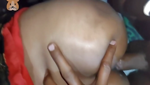 Indian- Bhabhi Silayi Kr Rahi Bhabhi Ko Hard Anal Sex