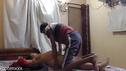 Indian Sexy Wife Shared With Step brother, Poti Ko Shamne Chuda!