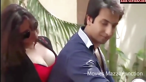 Chikni Badan Vali Hot Girl Ki Chudai
