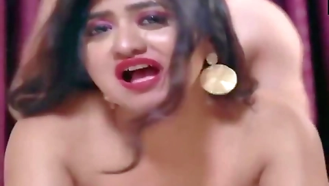 Jills Mohan Damn Boobs Her Id: Itsjillsmohan