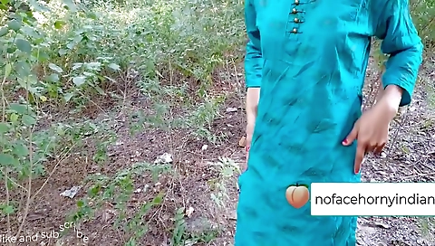 Indian Sexy teen 18+ Pissing And Showing Her Ass In The Jungle