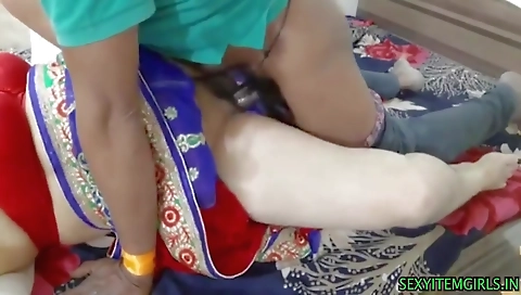 Desi Sasur Ne Apni Hi Bahu Ko Choda