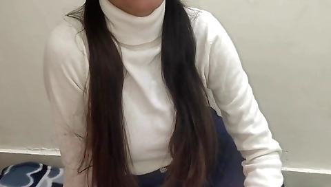 Video New Style - Calling School Girlfriend At Home Fucking Her Hard First Time Xxx In Hindi