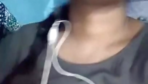 Today Exclusive- Desi Girl Showing Her Boobs On Video Call