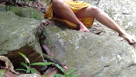 Step mom Risky Outdoor Fucked By Stranger During Bath In River Public Sex