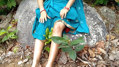 Indian Desi Girlfriend In Open Field Village Outdoor Sex In Forest On Rock