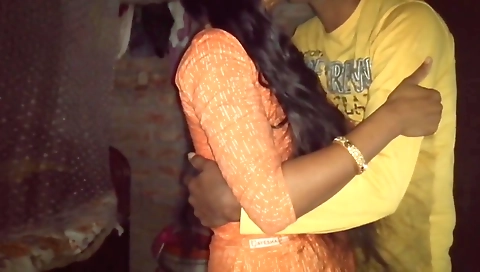 Sexy Riya Ko Aaj Kondom Laga Ke Chudai Kiya