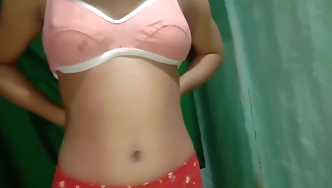 Boyfriend Saw My Sexy Body At The Time Of Changing Clothes