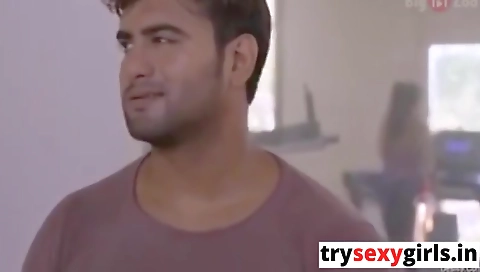 Pool Me Btaya Gym Trainer Ko Ghar Bulakar Choda