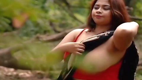 Super Busty Cute Wife Outdoor Video Shoot