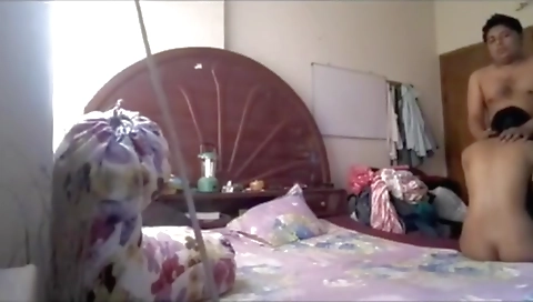 Hindi Sex Video Desi Mms Of Indian Wife With Neighbor’s Step son!