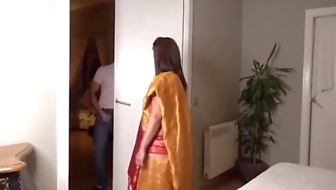 Bhabhi Ke Ghar Jakar Chudai Ki Patakar - Hot Indian