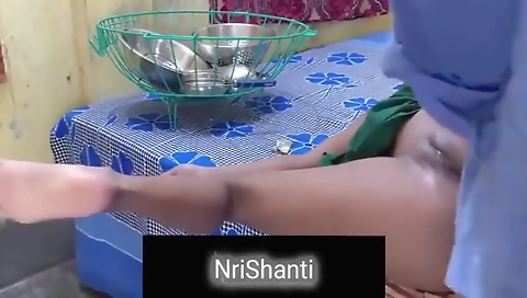 New Pornstars - Bartan Bechne Ai Thi Madrchod Ne Gand Mar Li Clear Hindi Tal