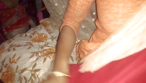 Devar Bhabhi - Aaj Meri Wife Riya Ko Godi Me Utha Ke Choda