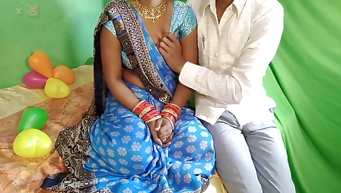 Bhbhi Ko Garam Kerke Bed Par Romance Hot Hindi Audio With Devar Bhabhi