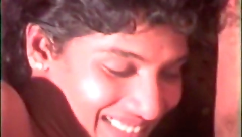 Sri Lankan In Homemade Sex Movie - ඇන්ටි ට පැයක් හුකන වීඩියෝව