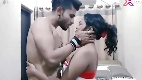 Bhabhi Ne Dekha Lund Hilate Huye Fir Kari Chudai