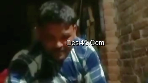 Exclusive- Desi Village Bhabhi Romance And Hard Fucked By Deaver