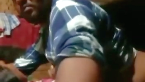 Exclusive- Desi Village Bhabhi Romance And Hard Fucked By Deaver