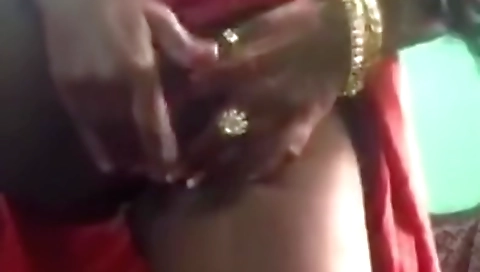 Sri Lankan In Tamil Girl වව්නියාවේ Tamil කෙල්ල තන්ගච්ච් ලීක් කර ගෙන