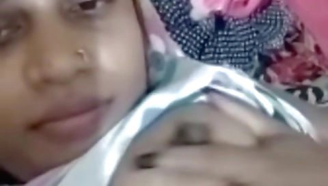 Village Girl Showing Her Boobs And Fondling For Bf