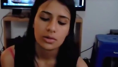 Punjabi Desi Girl Gives Sensual Like A Porn Star