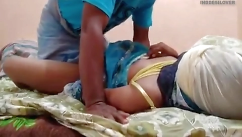 Homely Sex With Desi Young Indian Coupples