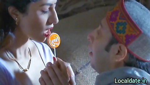 Bhabhi Ko Choda Rashan Ki Me With Hot Indian